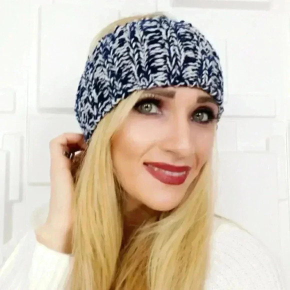 Blue Knit Headband - Picture 1 of 3